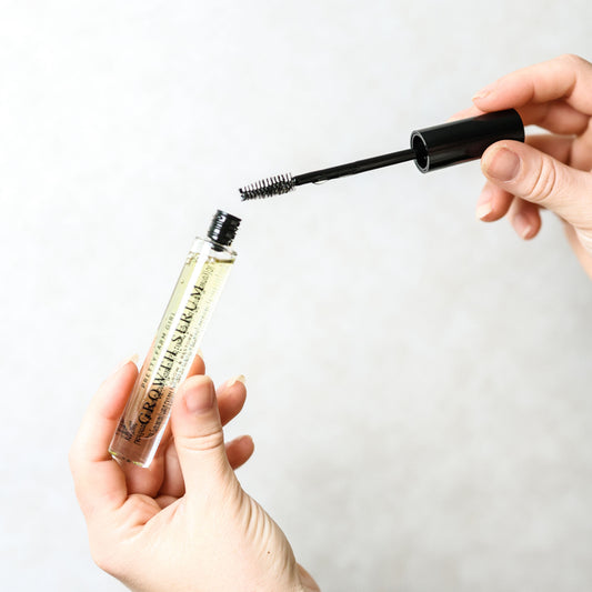 Pretty farm girl Eyelash & Eyebrow Growth Serum