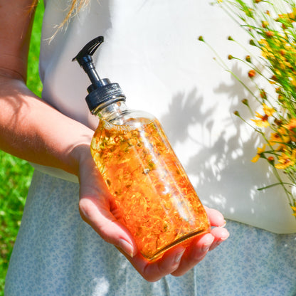 Pretty farm girl Bare Flower Fragrance-Free Body Oil